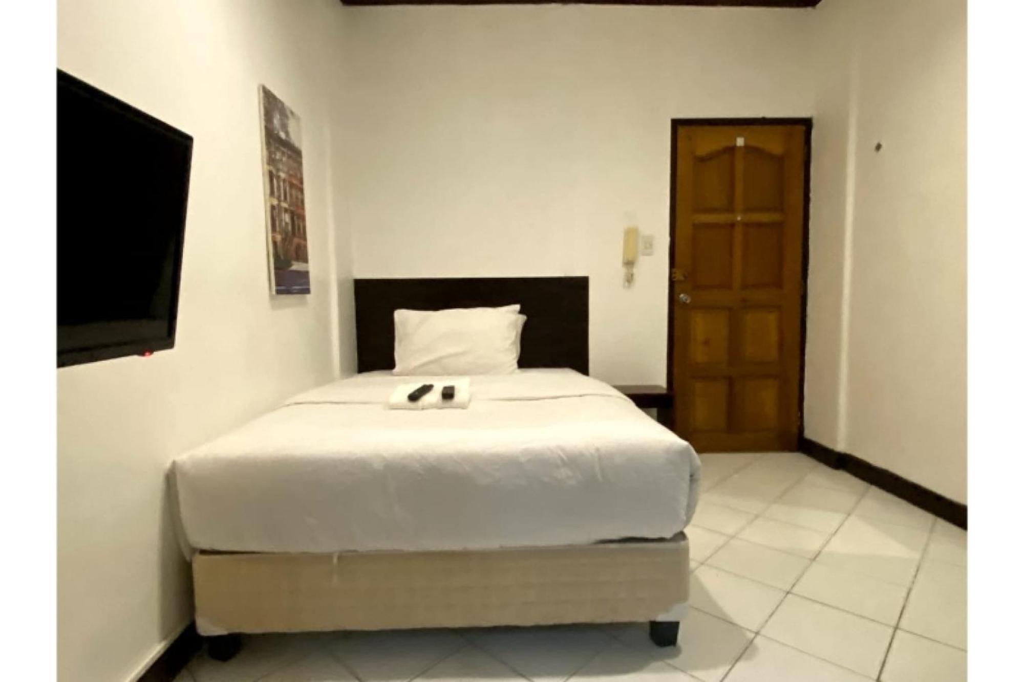 Oyo 857 City Stay Inns Makati Avenue Makati City Exterior photo